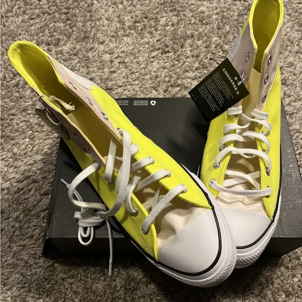 Mens Converse CTAS hi UV lemon and venom and white sneakers